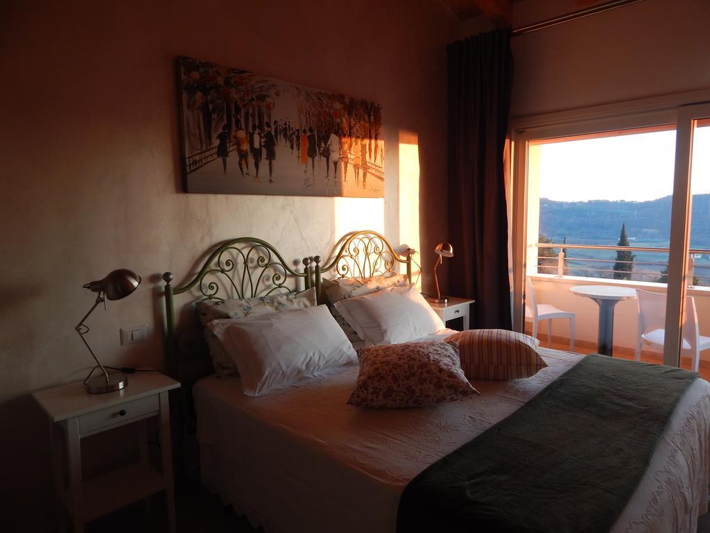 B&B Il Riccio กอสเตร์มาโน ภายนอก รูปภาพ