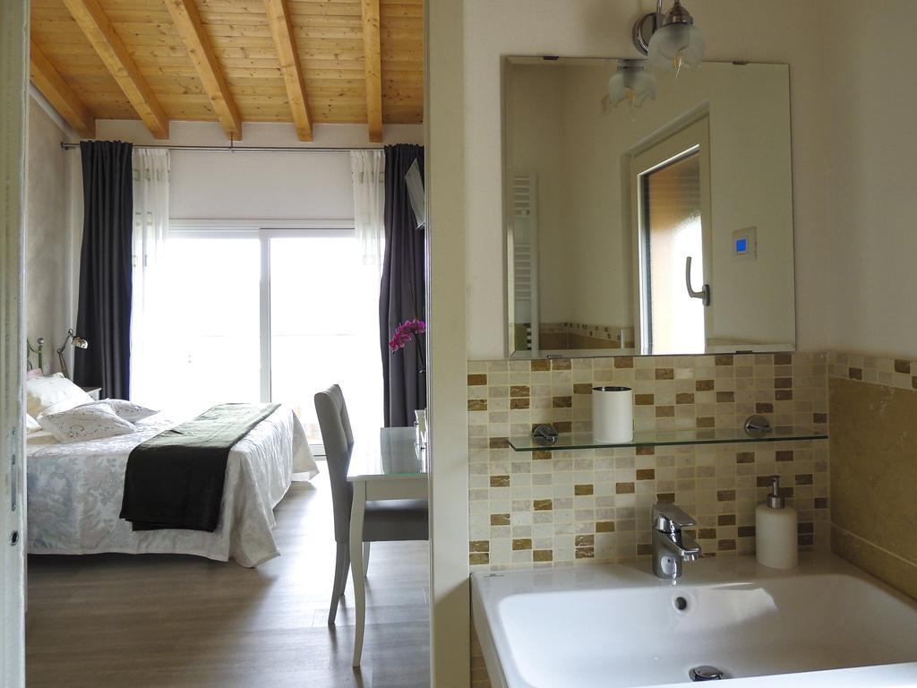 B&B Il Riccio กอสเตร์มาโน ภายนอก รูปภาพ